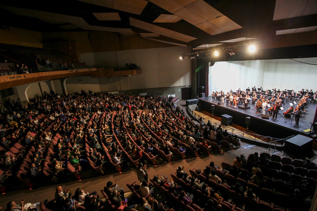 Orquesta Sinfónica Juvenil de La Araucanía deslumbró en su Concierto de Gala 2025